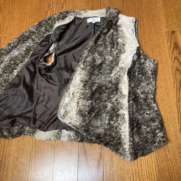 L PL super soft faux fur vest open front Kate Rosie petite - Picture 3 of 9